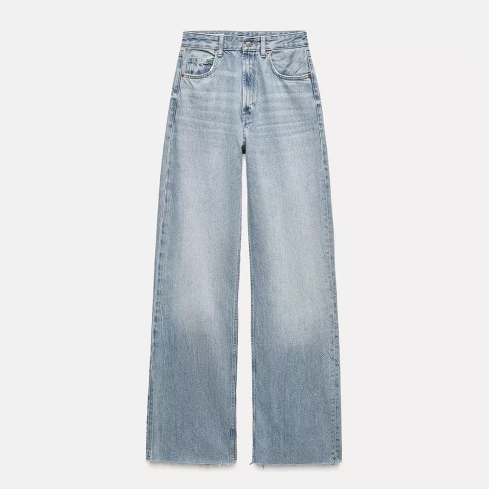 Zara High rise wide leg jeans in blue in raw hem